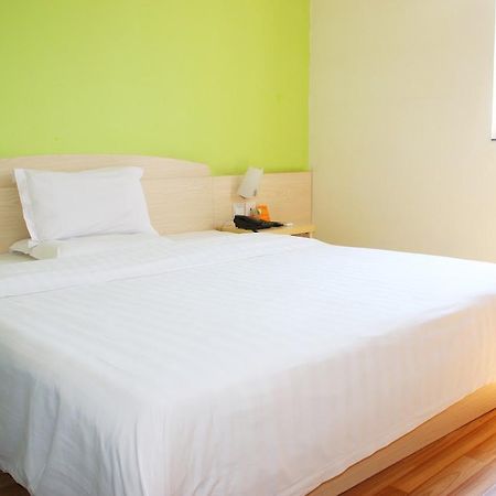 7Days Inn Qingdao Development Zone Jinshatan מראה חיצוני תמונה