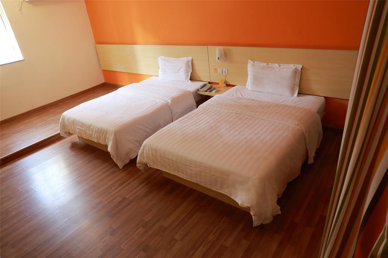 7Days Inn Qingdao Development Zone Jinshatan מראה חיצוני תמונה