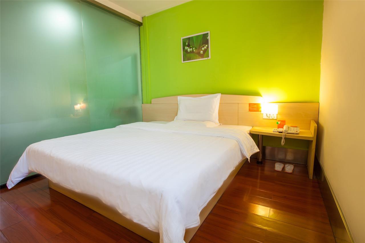 7Days Inn Qingdao Development Zone Jinshatan חדר תמונה